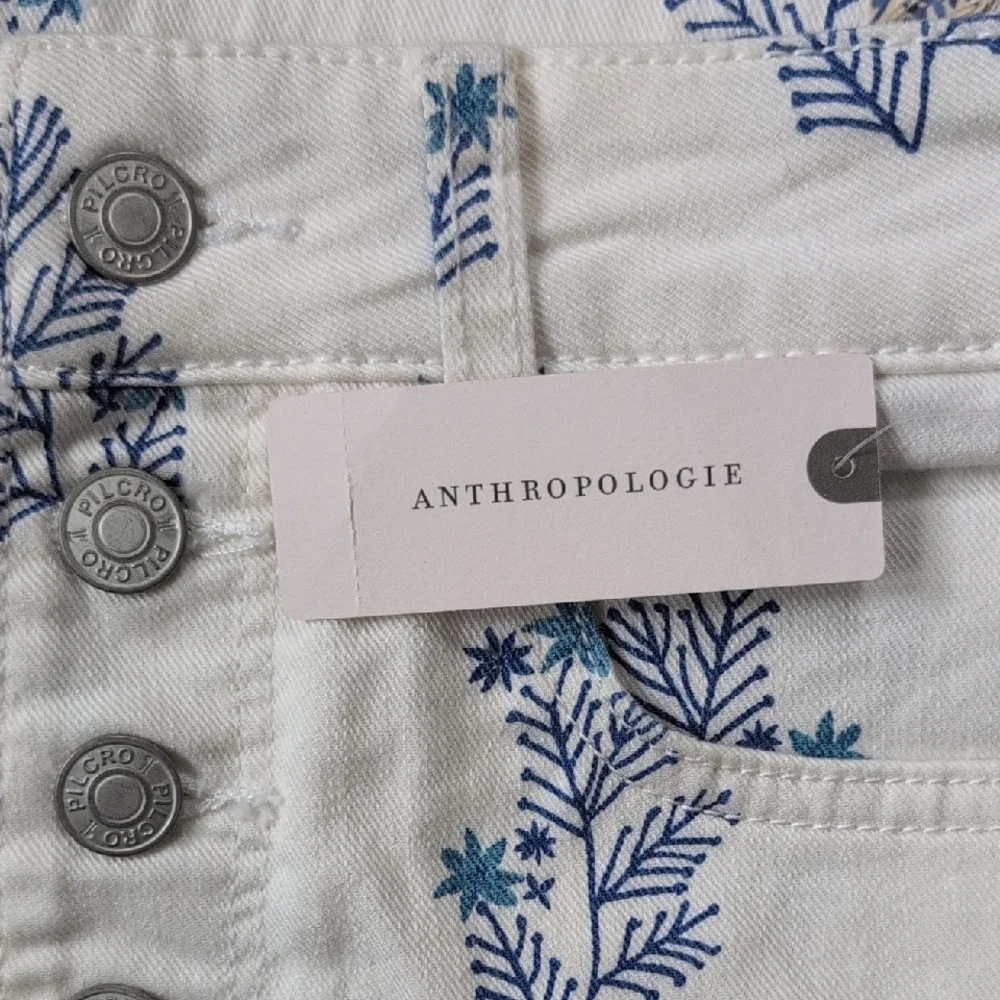 New Pilcro Anthroplogie White Blue Floral Denim High-Waist Button Fly Shorts 27 - Picture 6 of 6